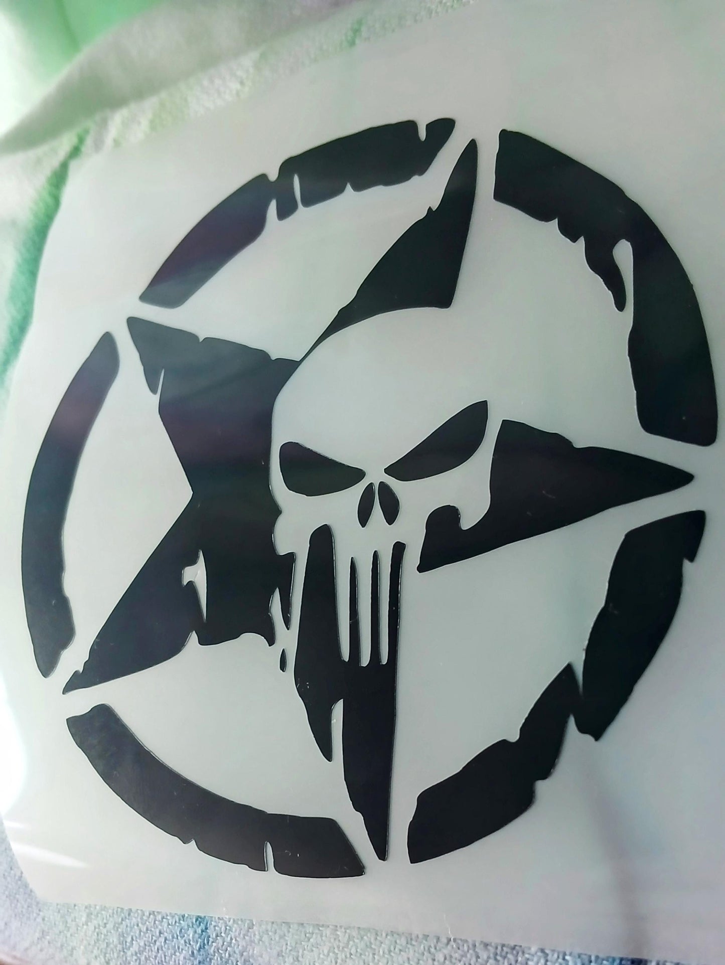 Five Point Star Punisher Permanent Vinyl Decal/ Sticker. Military, Comic, Guns, Skull